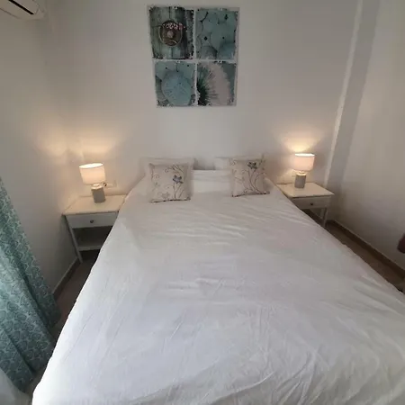 Stylish 2 Bed With Fantastic Ocean Views 度假居 *