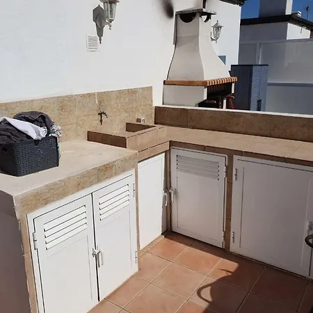 Stylish 2 Bed With Fantastic Ocean Views Casa de Férias Callao Salvaje